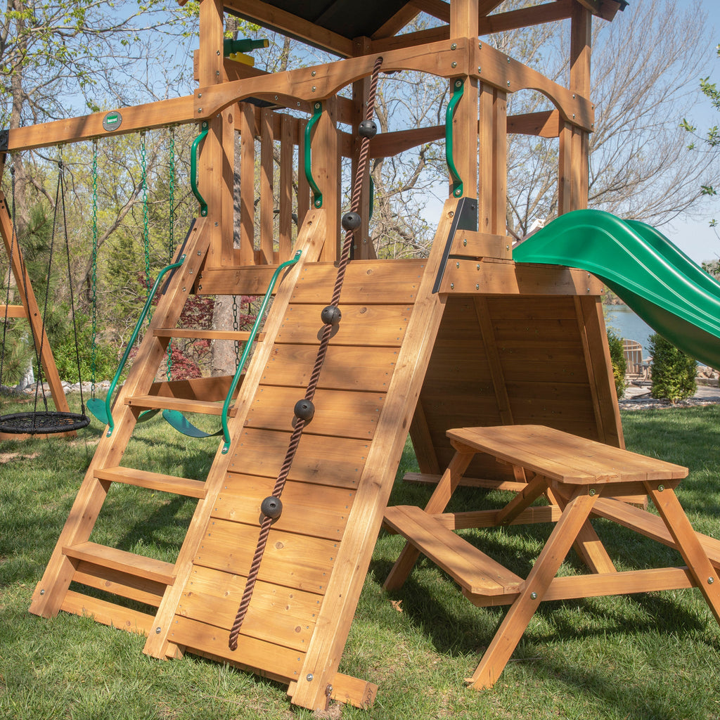 Endeavor II with Picnic Table by Backyard Discovery – The Backyard